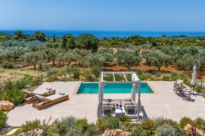Pool - Villa Idalia Retreat by Villa Plus (Zakynthos)