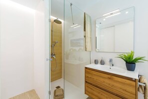 Haartrockner, Handtücher