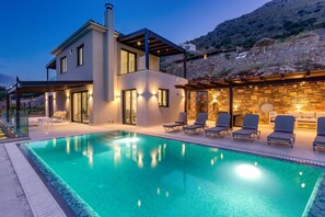 Pool - Villa Lela Seaview by Villa Plus (Chavgas)
