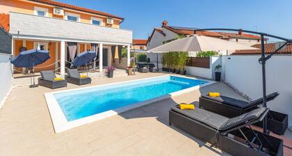 Villa Melani Vita by Villa Plus