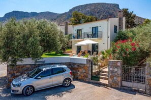 Exterior - Villa Nefeli Green by Villa Plus (Chersonisos)