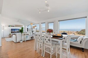 Interior - Perch - West Beach Point: Panoramic view home w/Hot Tub! Pet Friendly! (Oak Harbor)