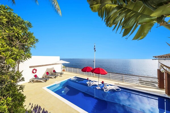 Pool - Villa Sea Shore by Villa Plus (Gaula)