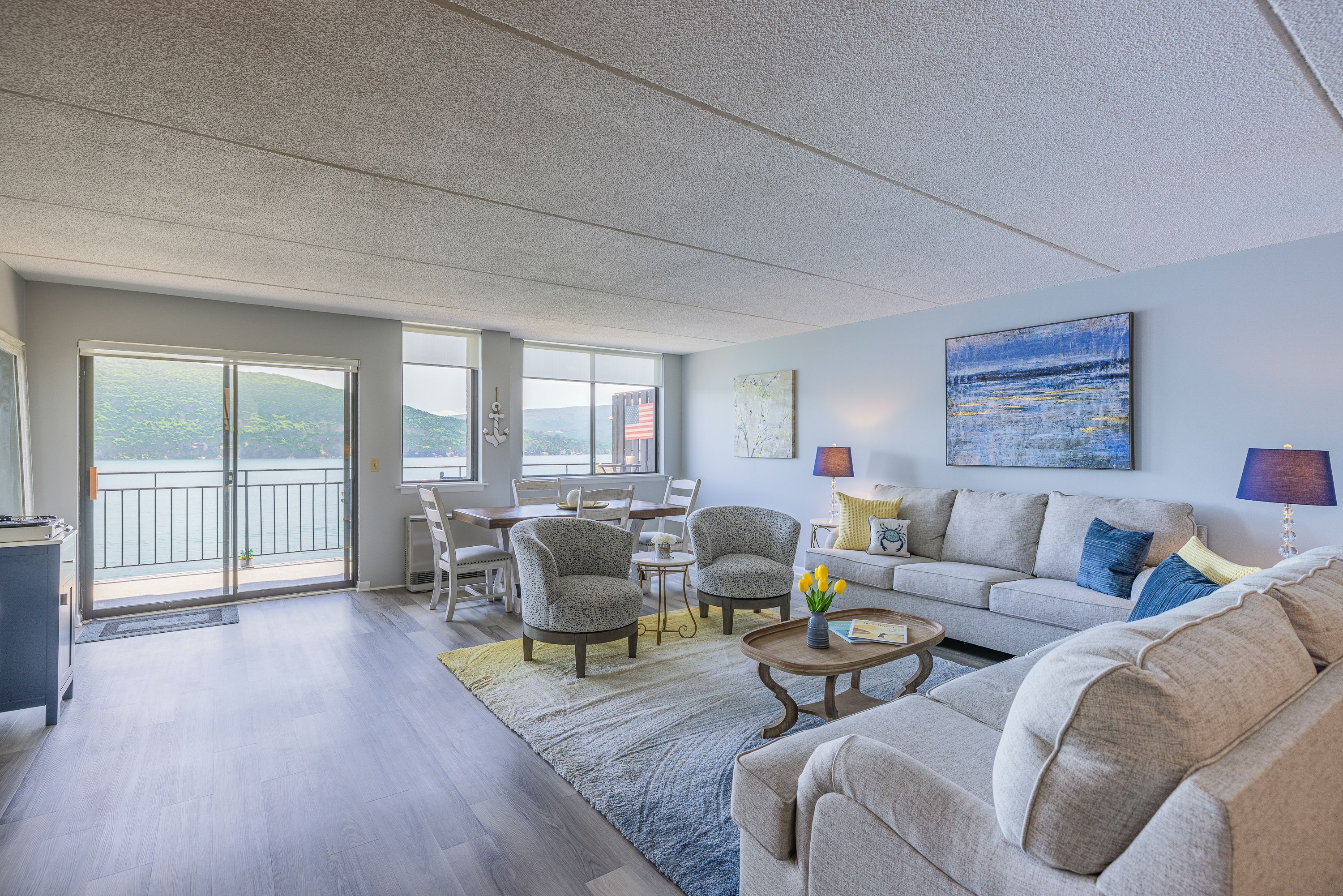 Luxury 3 bedroom 1.5 bath Condo on Magnificent Canandaigua Lake. Sleeps 6.