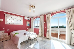 6 quartos, Wi-Fi, roupa de cama