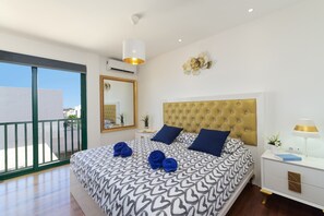 4 bedrooms, WiFi, bed sheets - Villa Sunshine Lanzarote by Villa Plus (Teguise)