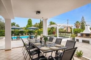 Outdoor dining - Villa Zante Pnoe by Villa Plus (Pantokratoras)
