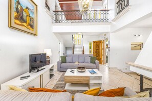 Living area - Villa Miralago by Villa Plus (Vilamoura)