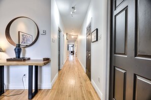 Interior - Très Beau Condo Mile-end, Plateau Mont-royal (Montreal)