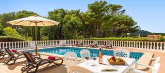 Villa Nero by Villa Plus