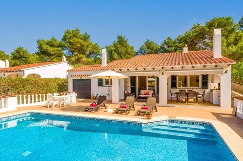Villa Nero by Villa Plus
