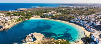 Villa Arenal by Villa Plus