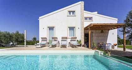 Villa Ginevra by Villa Plus