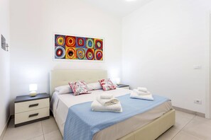 3 bedrooms, WiFi, bed sheets - Villa Loredana by Villa Plus (Santa Maria del Focallo)