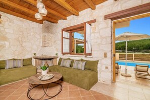 Smart TV, table tennis - Villa Luciana by Villa Plus (Ionian Islands)