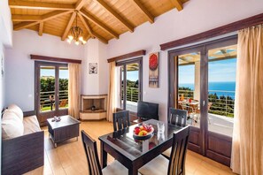 Dining - Villa Drimonas Artemis by Villa Plus (Lefkada)
