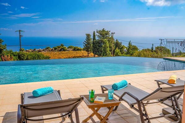 Pool - Villa Estiasi by Villa Plus (Ionian Islands)