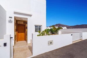 Exterior - Villa Naya by Villa Plus (Playa Blanca)