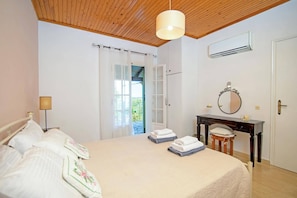 2 dormitorios, tabla de planchar con plancha, wifi gratis y ropa de cama