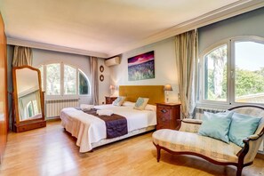 5 chambres, Wi-Fi, draps fournis