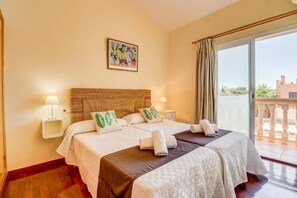 3 bedrooms, WiFi, bed sheets - Villa Casa de Lago by Villa Plus (Mallorca)