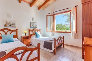 3 bedrooms, WiFi, bed sheets - Villa Rabasso by Villa Plus (Pollença)