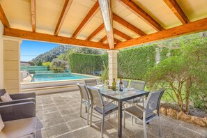 Outdoor dining - Villa Rabasso by Villa Plus (Pollença)
