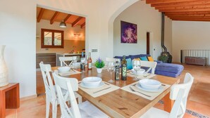 Dining - Villa Marinada by Villa Plus (Pollença)