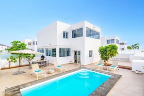 Villa Amaia image - Villa Amaia by Villa Plus (Playa Blanca)