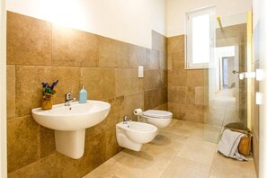 Secadora de cabello y toallas 