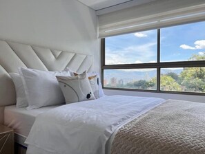 2 室のベッドルーム、WiFi