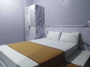 Habitación doble Deluxe | Muebles diferentes y wifi gratis 