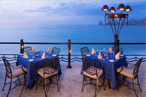 Outdoor dining - VILLA DEL PALMAR CABO - 3 BEDROOM CHRISTMAS OCEAN VIEW SUITE (CaboSanLucas)
