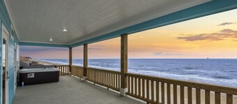 Beachfront | Hot Tub | 6 Bedrooms | Fenced Yard