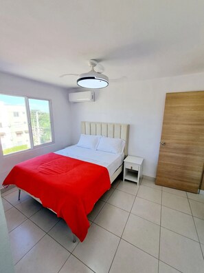 3 Schlafzimmer, Bügeleisen/Bügelbrett, kostenloses WLAN, Bettwäsche