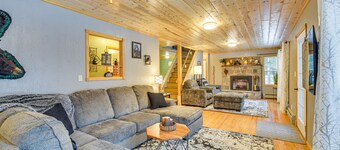Charming Butternut Lake Getaway w/ Deck & Dock!