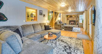 Charming Butternut Lake Getaway w/ Deck & Dock!