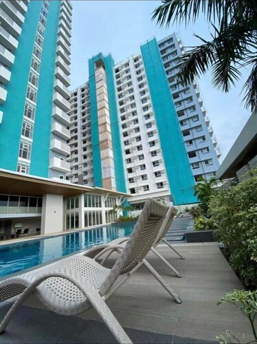 Oceanview Studio: Bacolod City