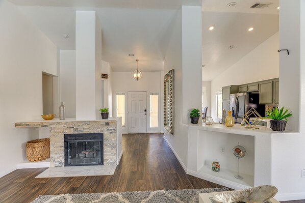 Interior - Spacious Las Vegas Home w/ Private Pool + Hot Tub (Las Vegas)