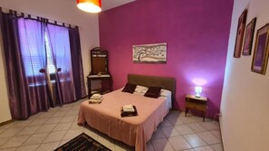 3 bedrooms, WiFi, bed sheets
