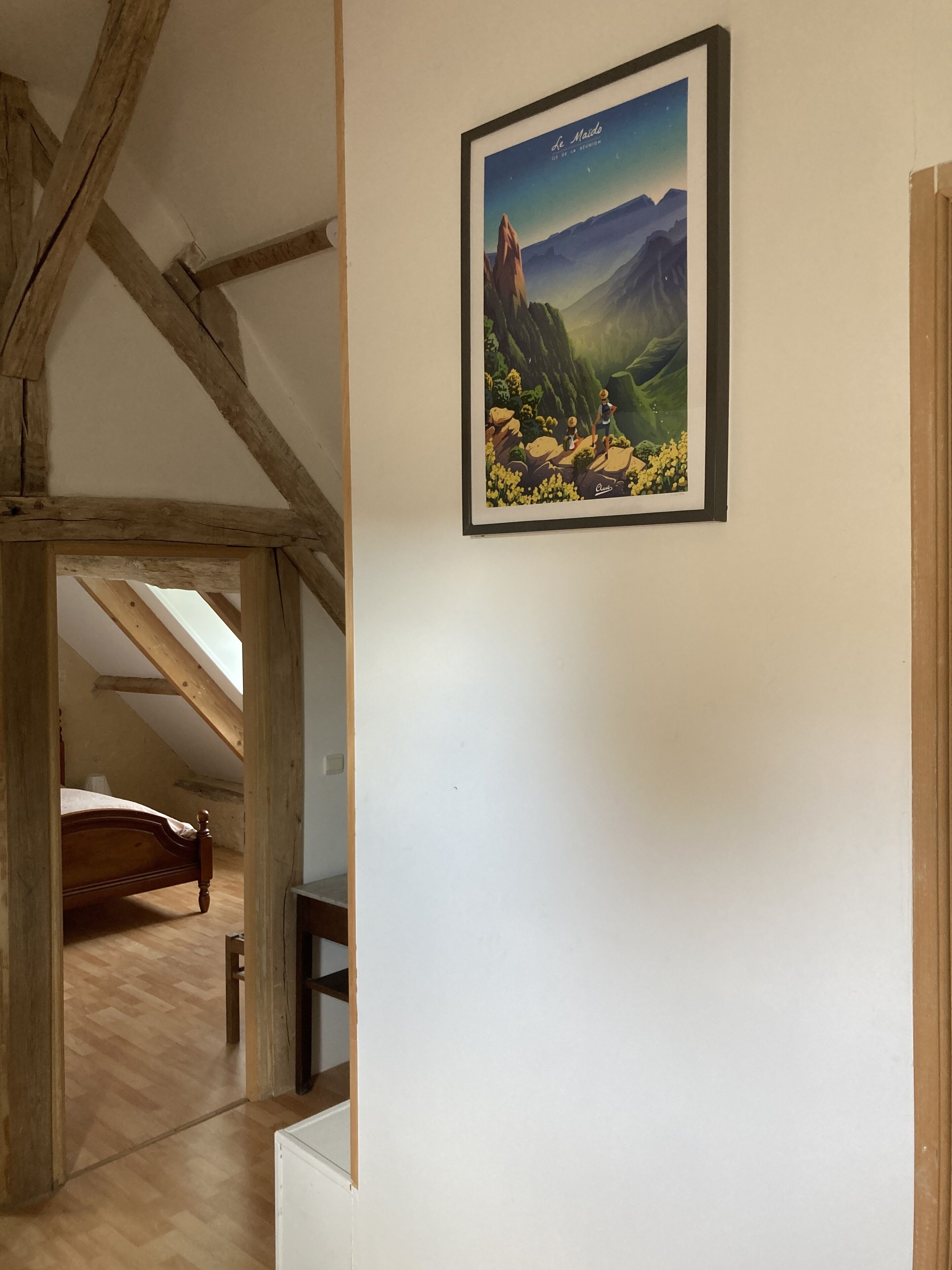 5 slaapkamers, een bureau, een strijkplank/strijkijzer, gratis wifi