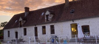 Maison de Vacances Familiale Avec Piscine au Coeur du Perche - 10 Personnes