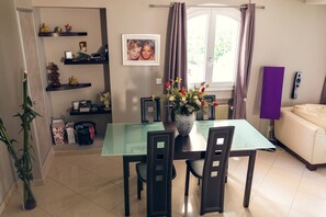 Interior - Agréable Villa Proche de Cannes (Auribeau-sur-Siagne)