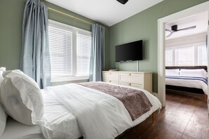 3 Schlafzimmer, Schreibtisch, WLAN