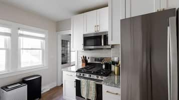 Oven, stovetop, coffee/tea maker