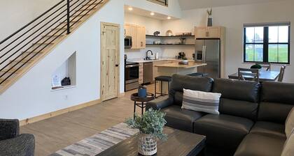 1 Buffalo Bungalow- 2 Bedroom Cabin - Buffalo Bungalow- 2BD 2Bath Cabin