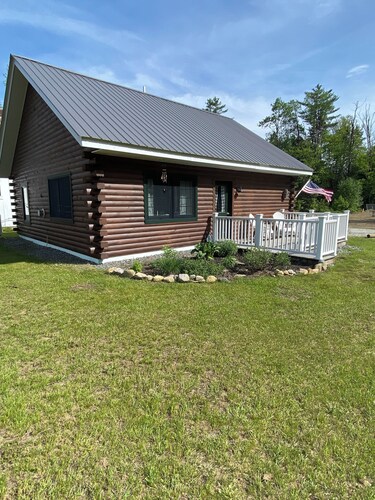  Cozy Vermont Cabin at Trail End Ranch! The Best of VT is all around you!