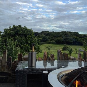 Property grounds - Stylish barn conversion with beautiful countryside views. (Kingsbridge)
