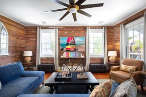 Smart TV, books