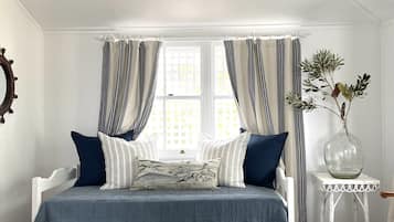 Family House | 1 bedroom, blackout curtains, iron/ironing board